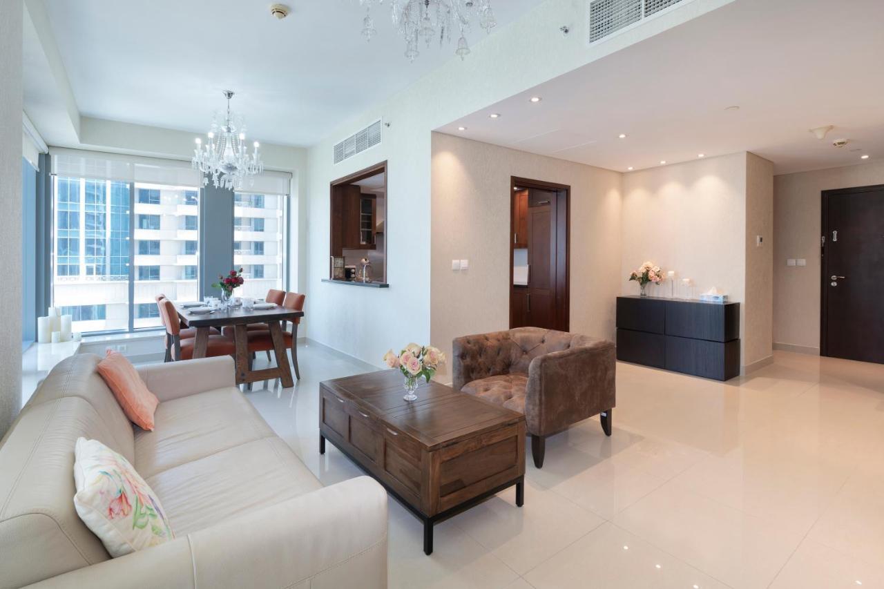 Downtown Dubai, Luxury 2 Bed 2 Bath Apartment - Pool, Gym, Aircon, Parking - Views Of The Dubai Fountain & Burj Khalifa Esterno foto